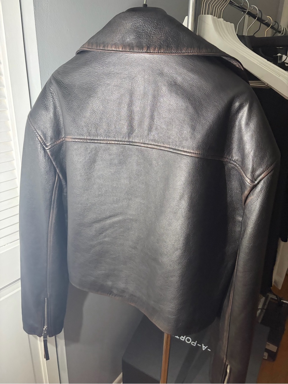 Helsa Oversized Brown Leather Bomber Jacket - Picture 7 of 12
